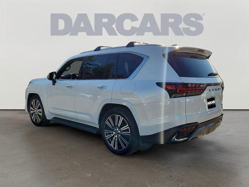 2025 Lexus LX 700h Luxury