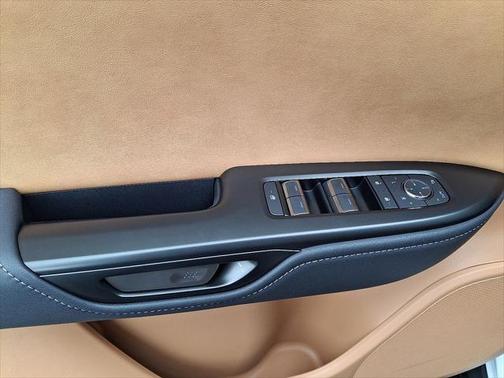 2025 Lexus RZ 450e Premium