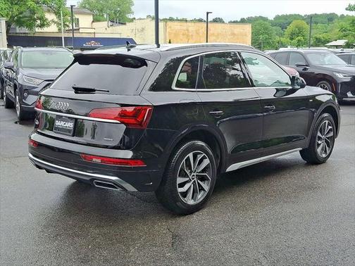 2022 Audi Q5 45 S line Prestige