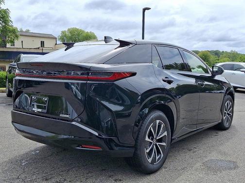 2025 Lexus RZ 450e Premium