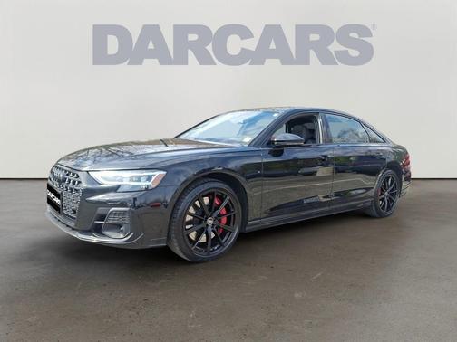 Mythos Black Metallic 2023 Audi S8 4.0T