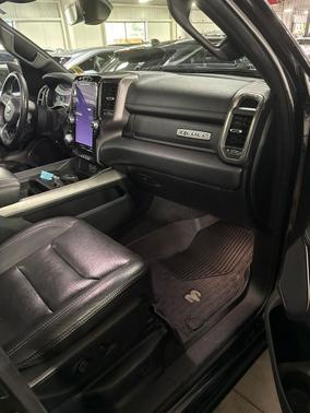 Carbonized Gray Metallic 2024 Ford F-150 Lariat