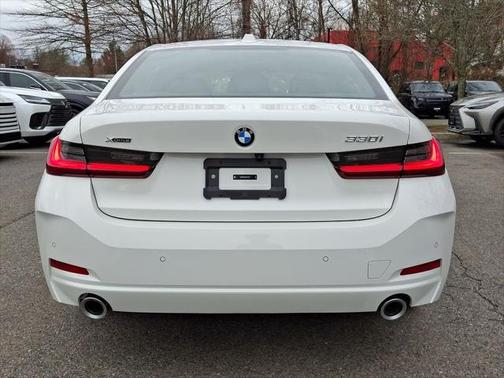 2024 BMW 330 i xDrive