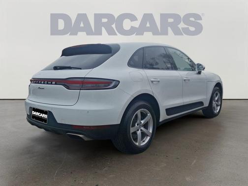 2021 Porsche Macan Base