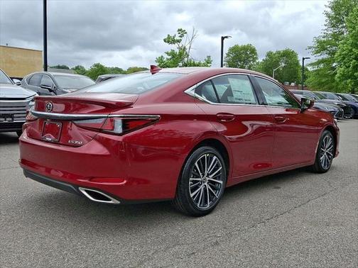 2025 Lexus ES 350 Base