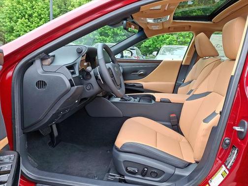 2025 Lexus ES 350 Base