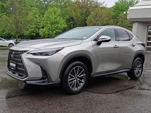 2025 Lexus NX 350h Premium