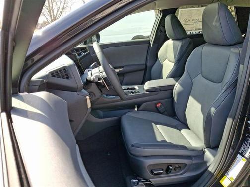 2025 Lexus RZ 450e Premium