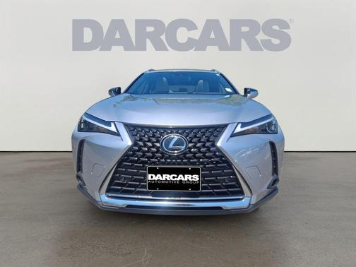 Iridium 2023 Lexus UX 250h Base