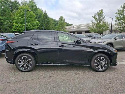 2025 Lexus RZ 450e Premium