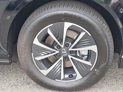 2025 Lexus RZ 450e Premium