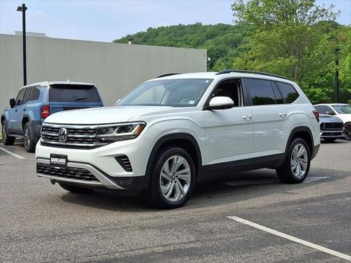 2022 Volkswagen Atlas 3.6L SE w/Technology