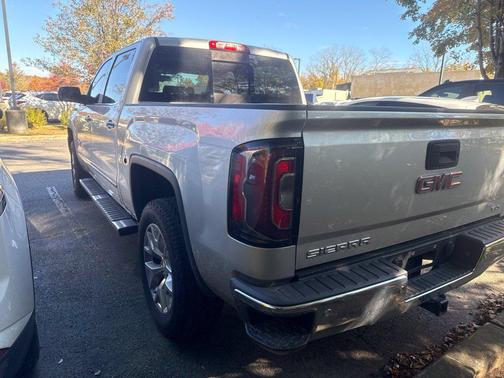 Quicksilver Metallic 2017 GMC Sierra 1500 SLT