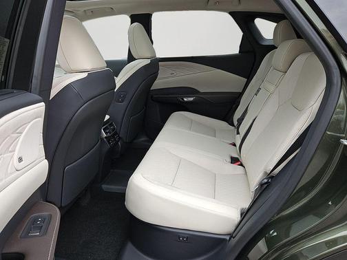 2025 Lexus RX 450h+ Base