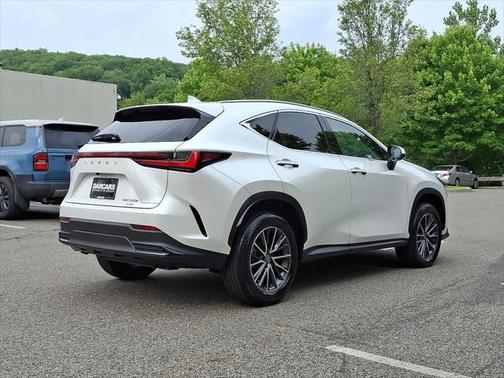 2025 Lexus NX 350h Premium
