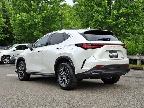 2025 Lexus NX 350h Premium