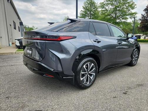 2024 Lexus RZ 450e Premium