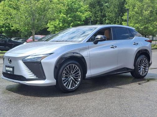 2023 Lexus RZ 450e Luxury
