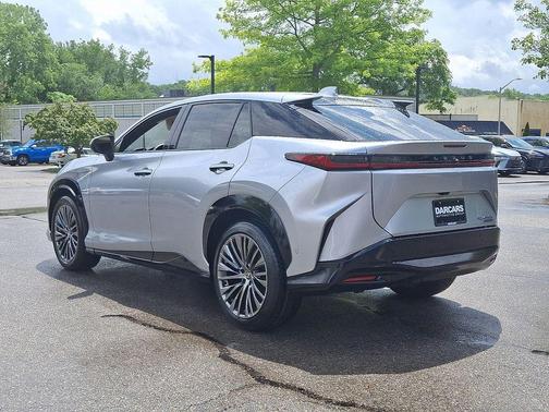 2023 Lexus RZ 450e Luxury