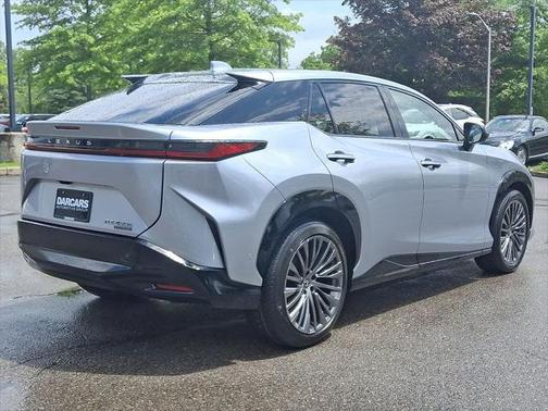 2023 Lexus RZ 450e Luxury