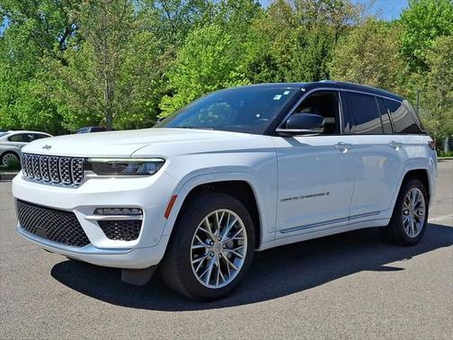 2022 Jeep Grand Cherokee Summit