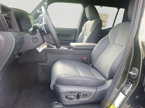 2025 Lexus GX 550 Luxury+