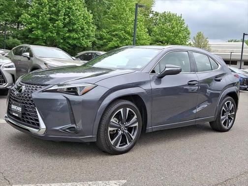 2025 Lexus UX 300h Premium