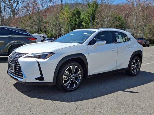 2025 Lexus UX 300h Base