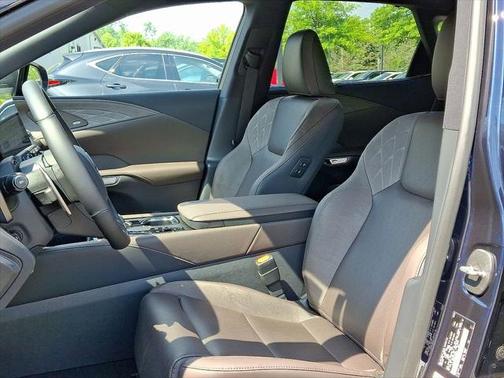 2025 Lexus RX 450h+ Base