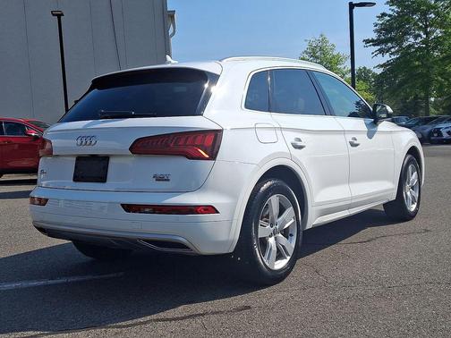 2018 Audi Q5 2.0T Tech Premium