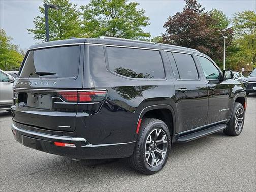 2024 Jeep Wagoneer L Series III 4x4