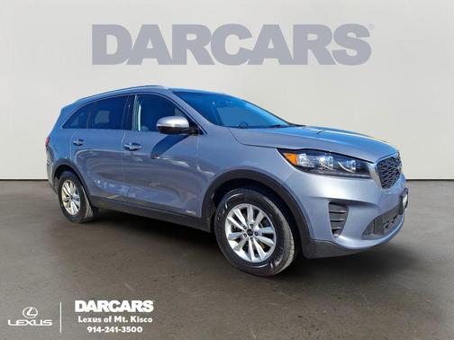 Everlasting Silver 2019 Kia Sorento LX