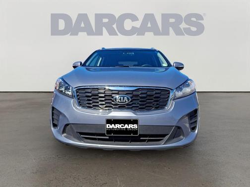 Everlasting Silver 2019 Kia Sorento LX