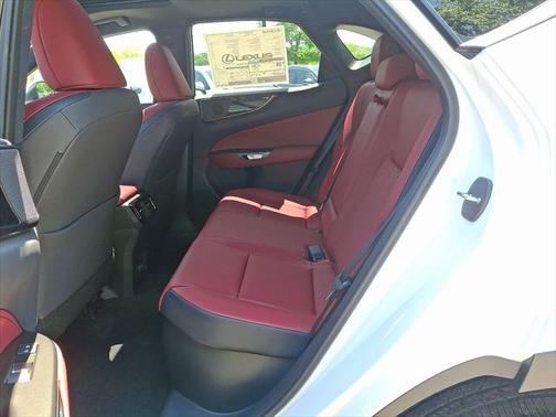2025 Lexus NX 350h Premium