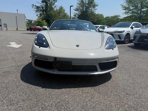 Chalk 2024 Porsche 718 Boxster S