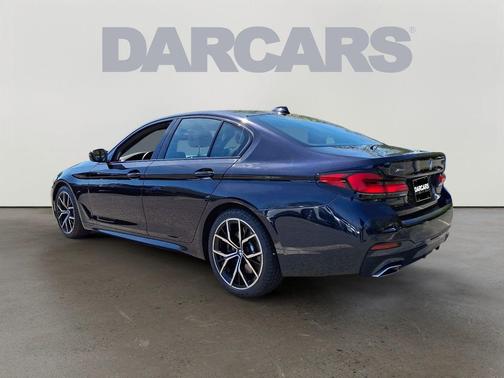 Carbon Black Metallic 2022 BMW 540 i xDrive