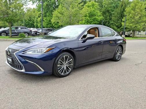 2022 Lexus ES 350 Premium