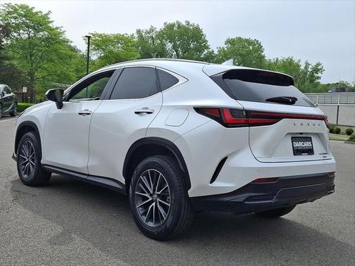 2022 Lexus NX 350h Premium