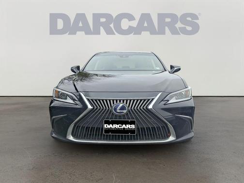 2019 Lexus ES 300h Luxury