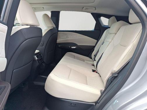2025 Lexus RX 450h+ Base