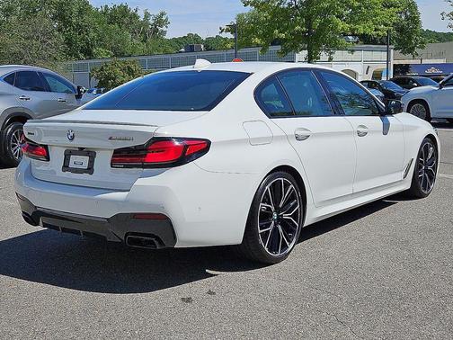 2022 BMW M550 i Xdrive