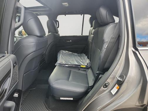 2025 Lexus LX 600 Luxury