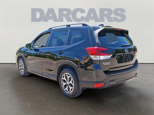 Crystal Black Silica 2020 Subaru Forester Premium