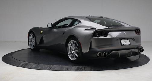 2018 Ferrari 812 Superfast Base