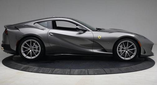 2018 Ferrari 812 Superfast Base