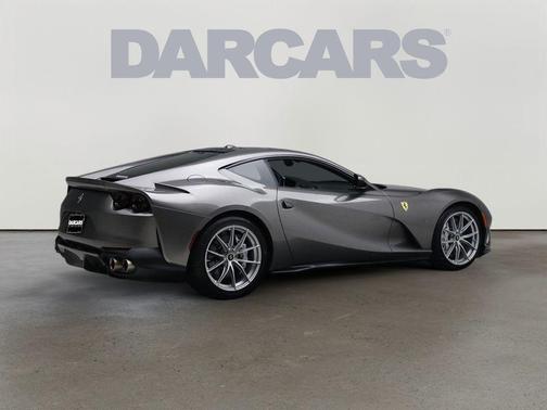 2018 Ferrari 812 Superfast Base