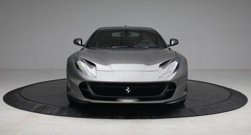 2018 Ferrari 812 Superfast Base