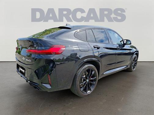 2023 BMW X4 M40i