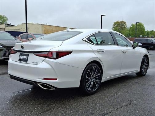 2024 Lexus ES 350 Premium