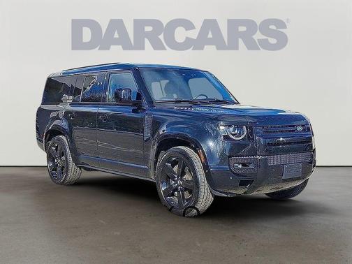 2024 Land Rover Defender 130 P400 X-Dynamic SE